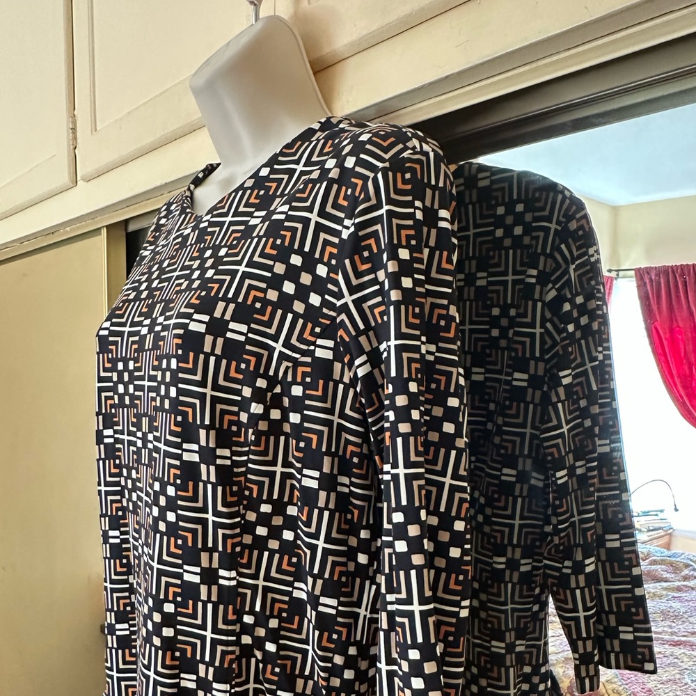 J. McLaughlin Black and White Patterned Long Sleeve Dress